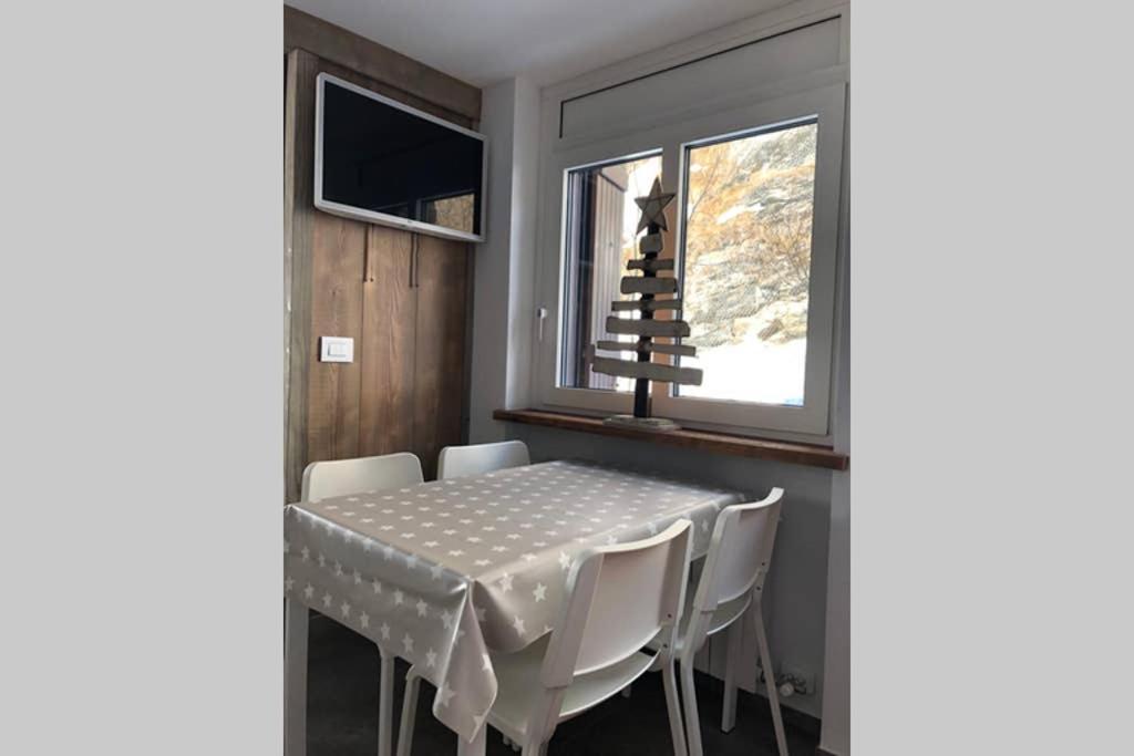 Piccolo Paradiso In Centro Cervinia Breuil-Cervinia Exterior photo
